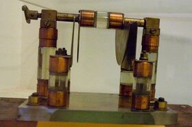 Variable Disk Capacitor for Training Purposes ca 1.jpg