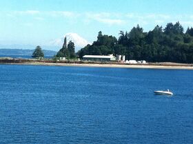 It s a nice day to ride the ferry.jpg